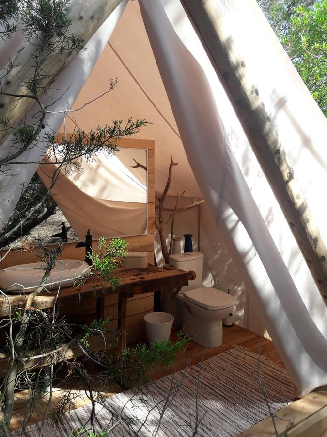 Plage Cachee - Glamping Vrboska Exterior photo