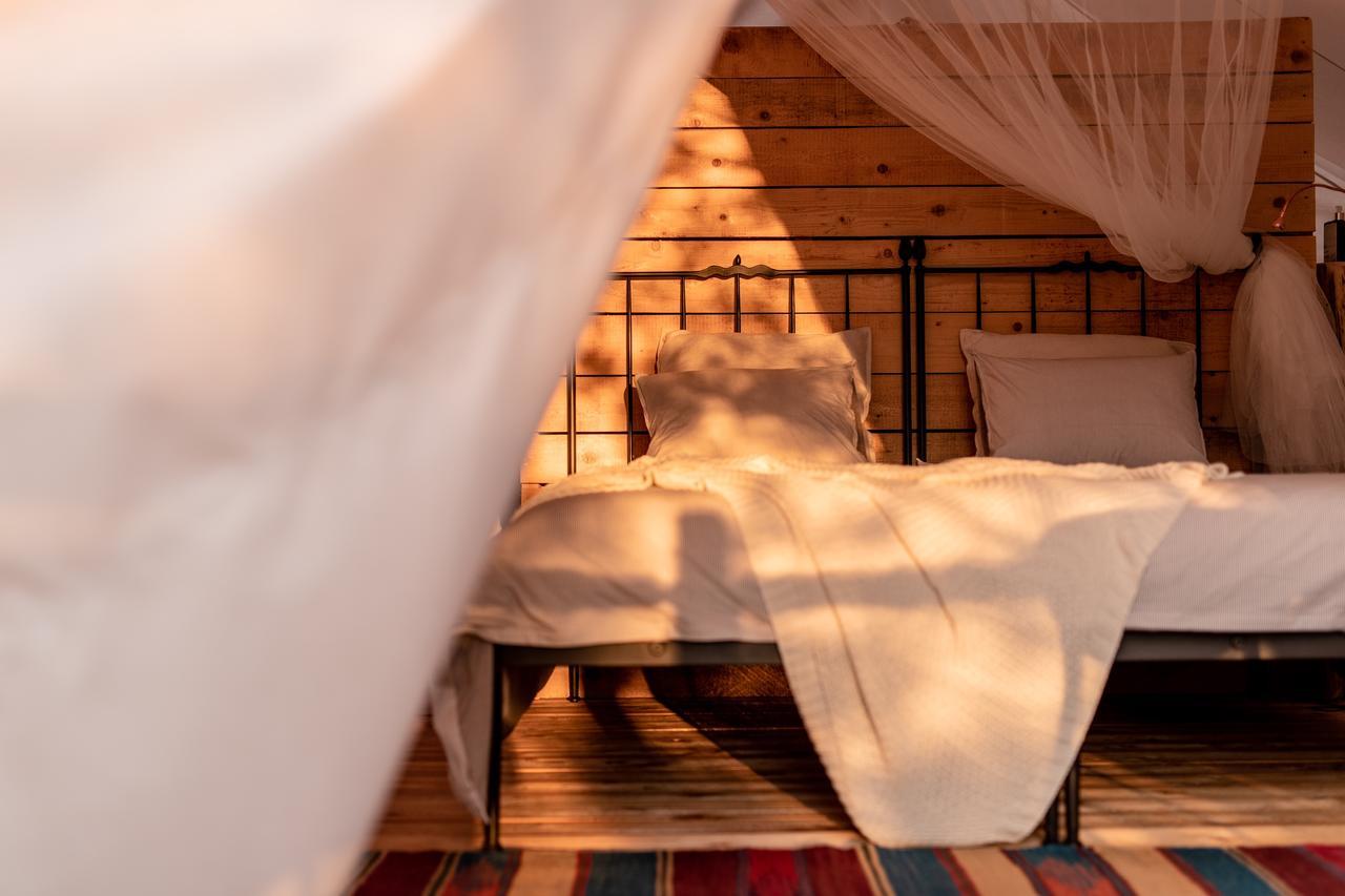 Plage Cachee - Glamping Vrboska Exterior photo
