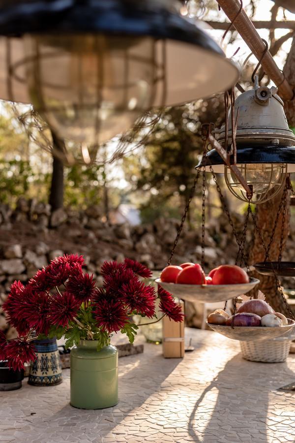 Plage Cachee - Glamping Vrboska Exterior photo